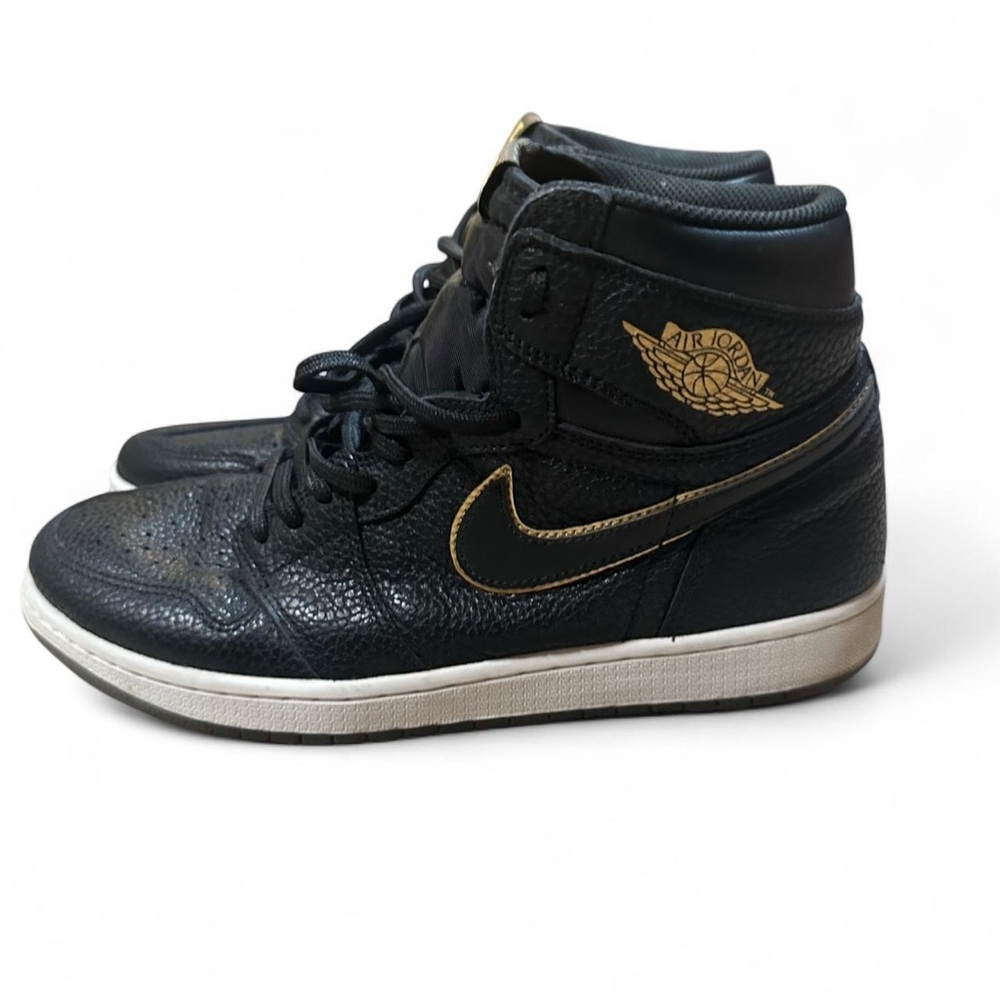 Nike Air Jordan 1 Men’s Black Retro High OG City of Flight Basketball Shoe 11M